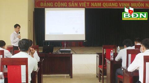 Hỗ trợ bán hàng qua sàn thương mại điện tử