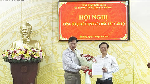 Công bố Quyết định bổ nhiệm công chức